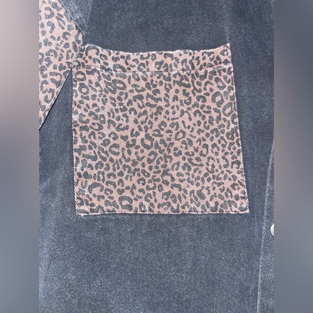 Leopard Print Jacket Button Up - image 2